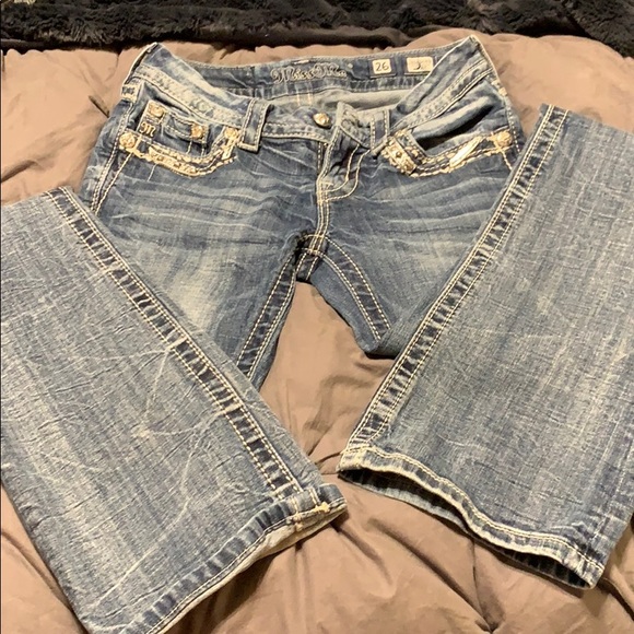 Jeans - Picture 2 of 8